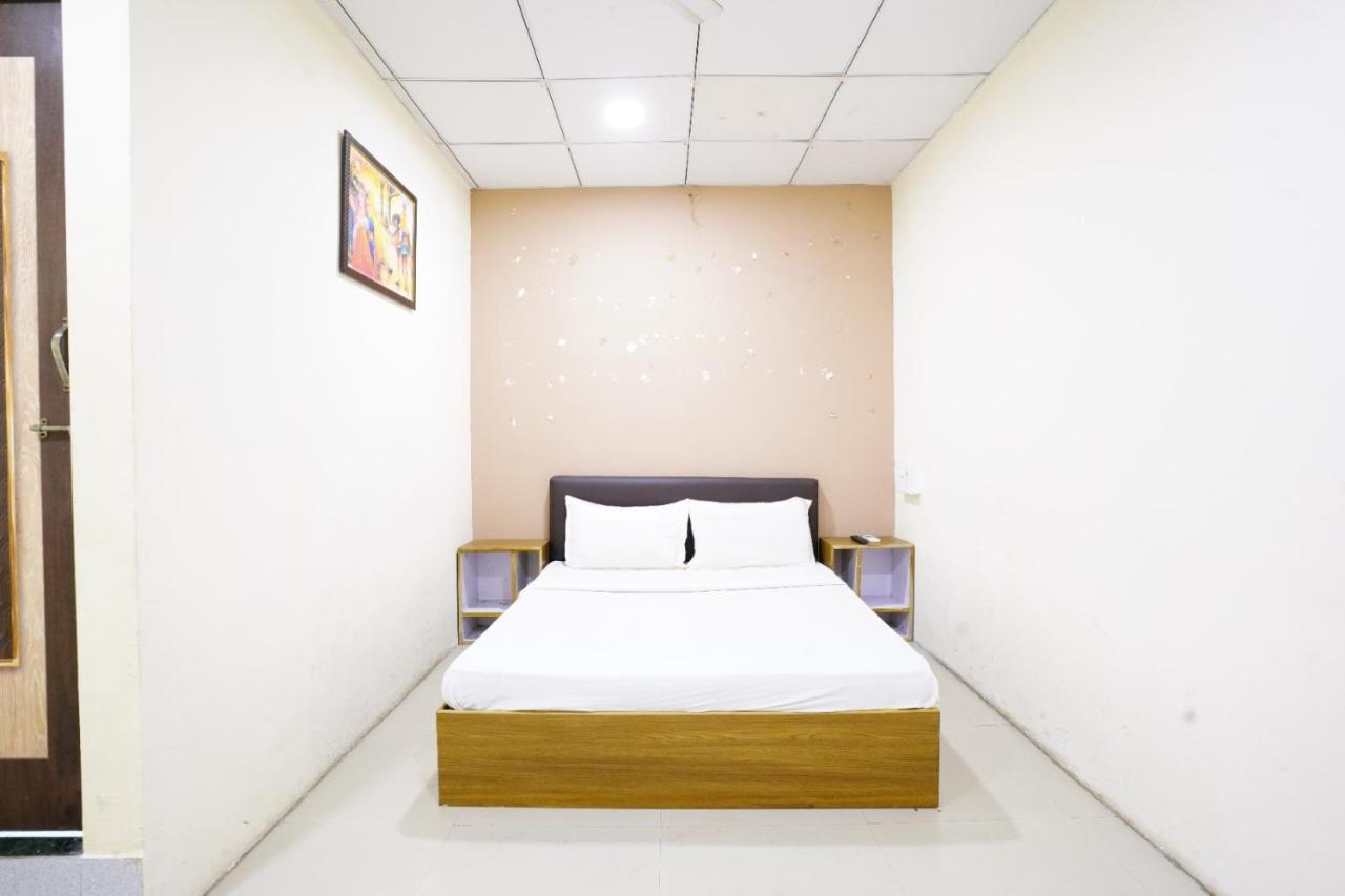 Hotel Nova Rooms Atlanta Shopping Surat Bagian luar foto