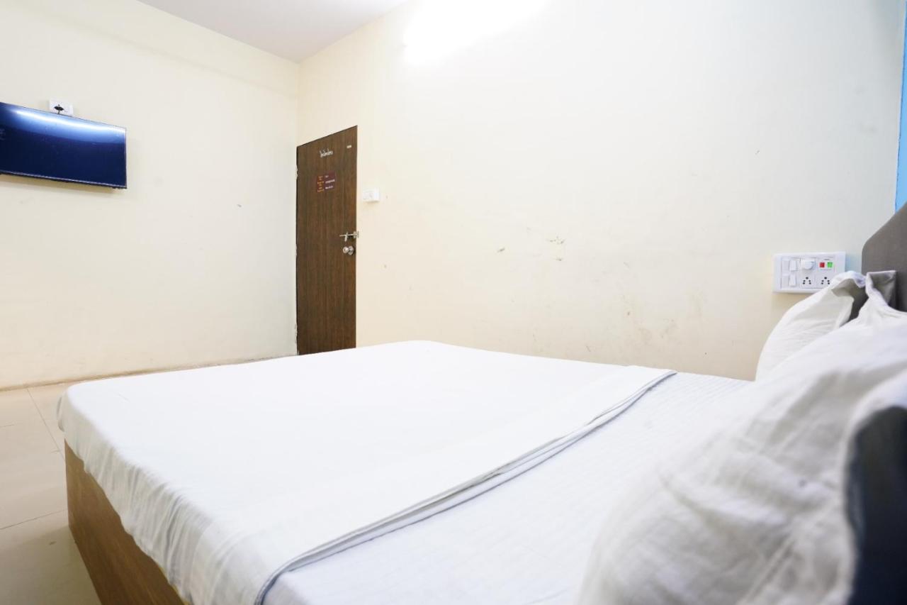 Hotel Nova Rooms Atlanta Shopping Surat Bagian luar foto