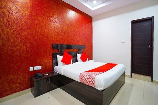 Hotel Nova Rooms Atlanta Shopping Surat Bagian luar foto