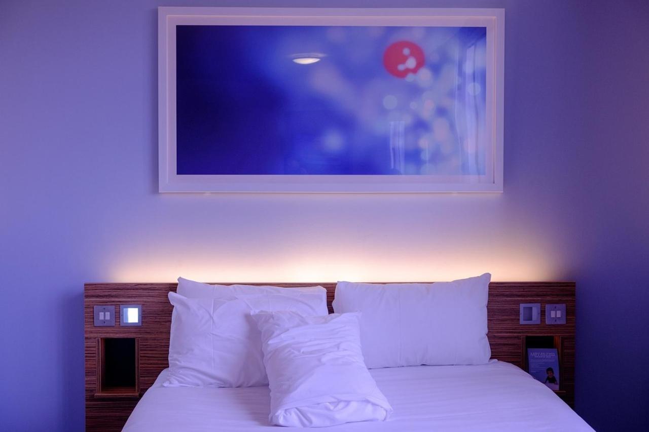 Hotel Nova Rooms Atlanta Shopping Surat Bagian luar foto